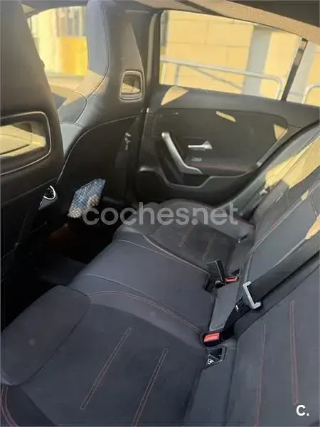 Usado Mercedes A200 156 CV (114 kW) 2018 Negro Berlina