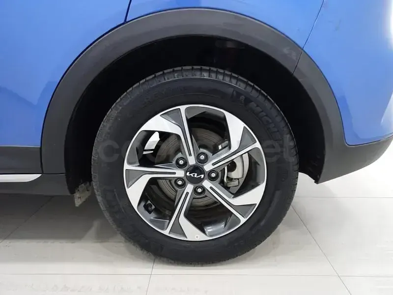 Usado Kia XCeed 100 CV (73 kW) 2025 Azul SUV