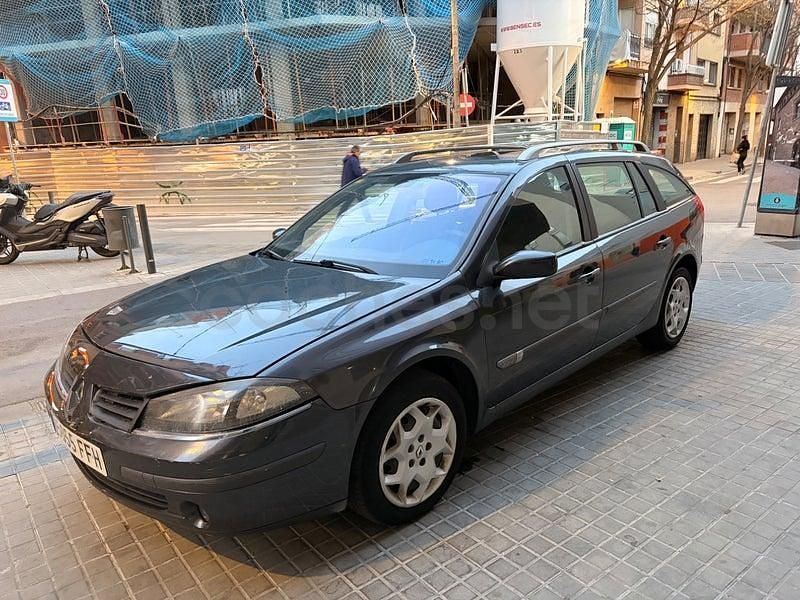 Usado Renault Laguna II Dynamique 135 CV (99 kW) 2006 Gris / plata Familiar
