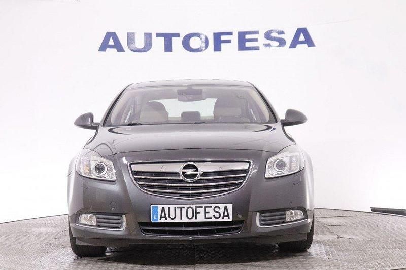 Usado Opel Insignia Cosmo 180 CV (132 kW) 2010 Plata Berlina