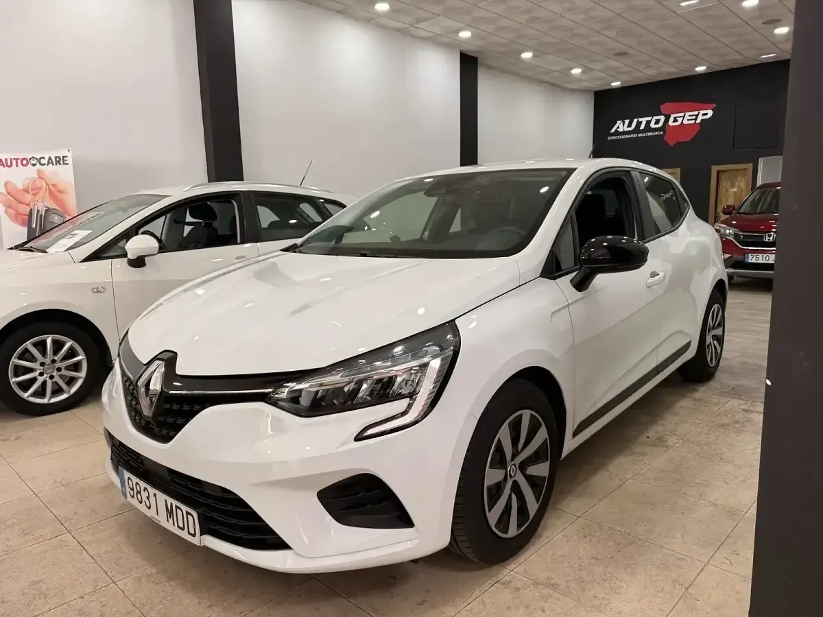 Usado Renault Clio Equilibre 90 CV (66 kW) 2022 Blanco Utilitario