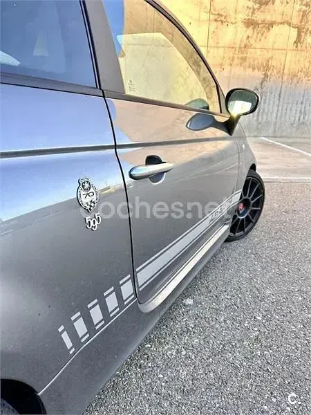 Usado Abarth 595 Turismo 165 CV (121 kW) 2019 Gris / plata Berlina