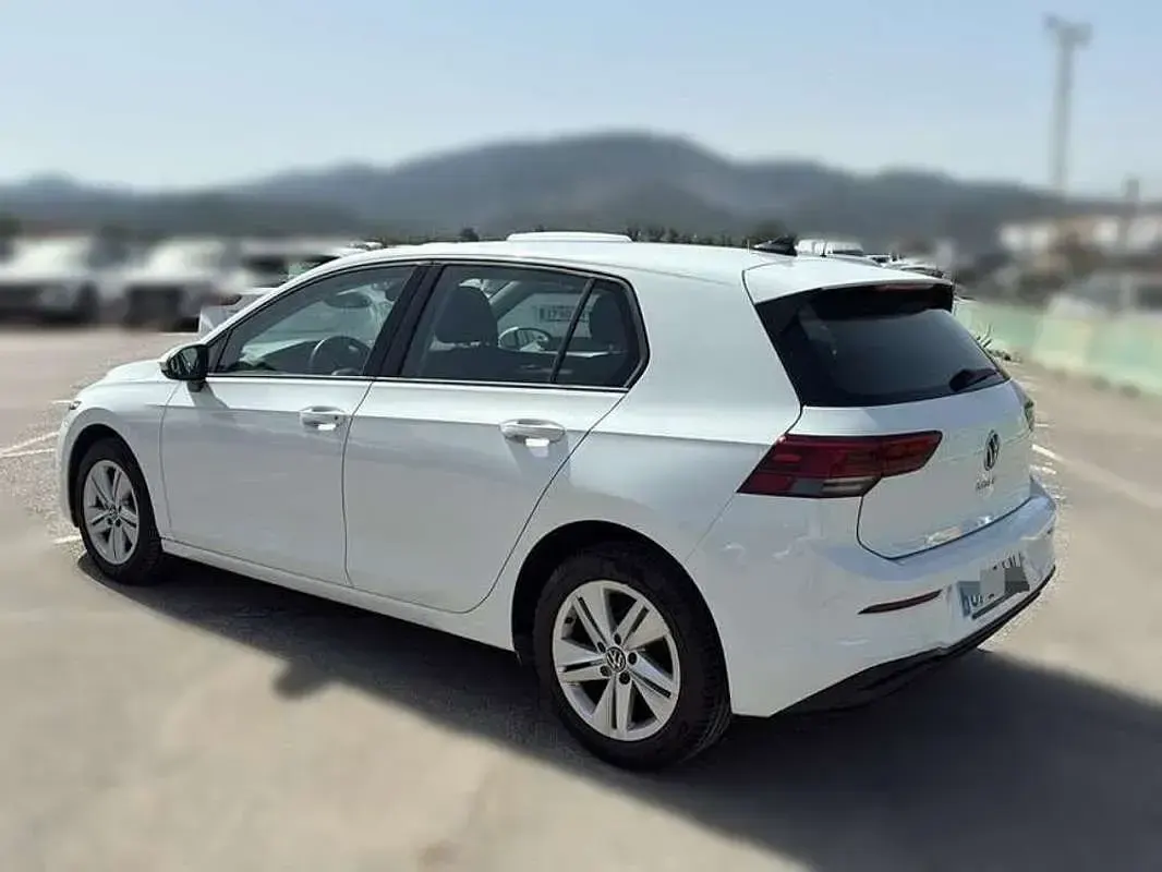 Usado VW Golf VIII 116 CV (85 kW) 2021 Blanco Utilitario
