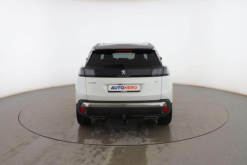 Usado Peugeot 3008 GT 131 CV (96 kW) 2023 Blanco SUV