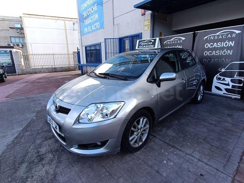 Usado Toyota Auris Active 101 CV (74 kW) 2009 Gris / plata Utilitario