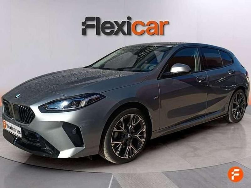 Usado BMW 120 170 CV (125 kW) 2025 Gris Utilitario
