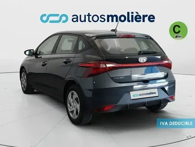 Usado Hyundai i20 84 CV (61 kW) 2022 Gris Utilitario