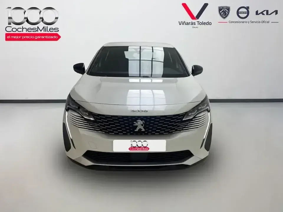 Usado Peugeot 3008 Active 130 CV (95 kW) 2023 Blanco SUV