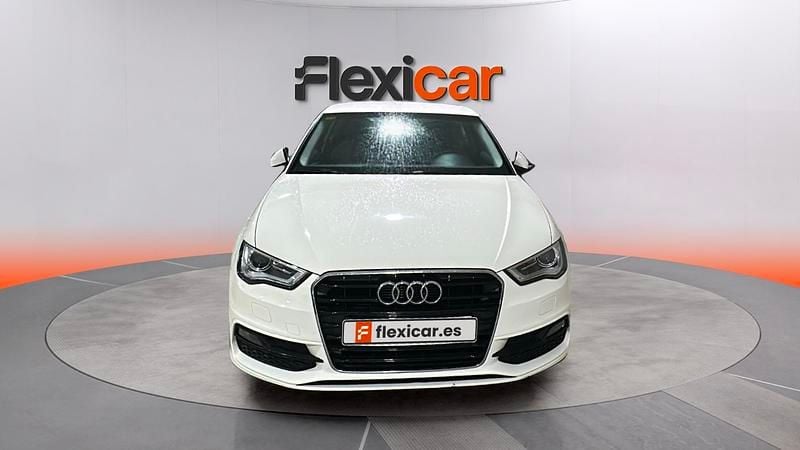 Używany Audi A3 Ambition 125 KM (91 kW) 2015 Biały Sedan/Limuzyna