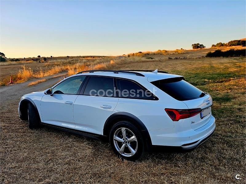 Usado Audi A6 Allroad 286 CV (210 kW) 2021 Blanco Familiar