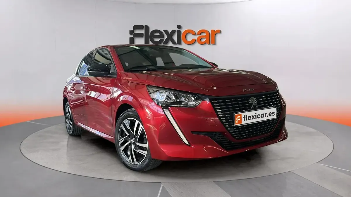 Usado Peugeot 208 Allure 101 CV (74 kW) 2023 Utilitario