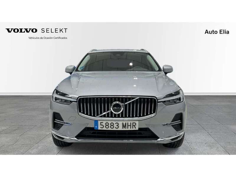 Usado Volvo XC60 Core 351 CV (258 kW) 2023 Gris SUV
