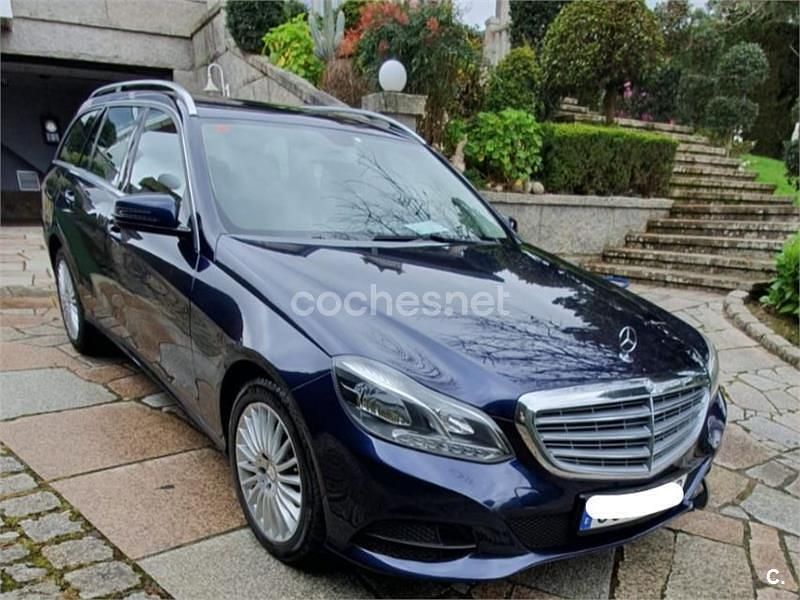 Azul Usado 2013 Mercedes E250 Avantgarde Familiar | 18.600 € (Caro) - Imagen 1/4