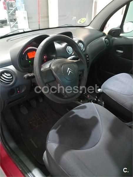 Usado Citroën C3 61 CV (44 kW) 2004 Rojo Berlina