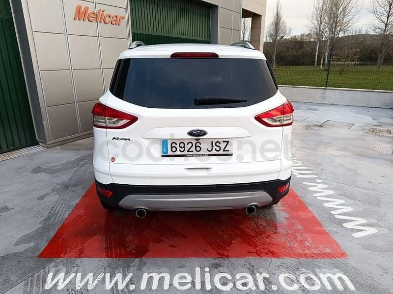 Usado Ford Kuga Titanium 120 CV (88 kW) 2016 Blanco SUV