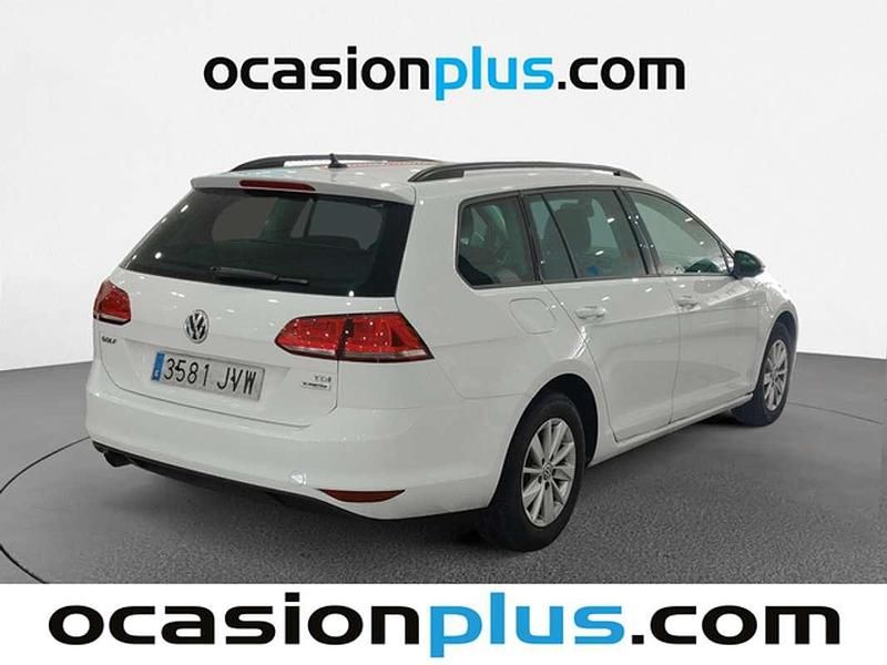 Usado VW Golf VII Business 110 CV (80 kW) 2016 Blanco Familiar