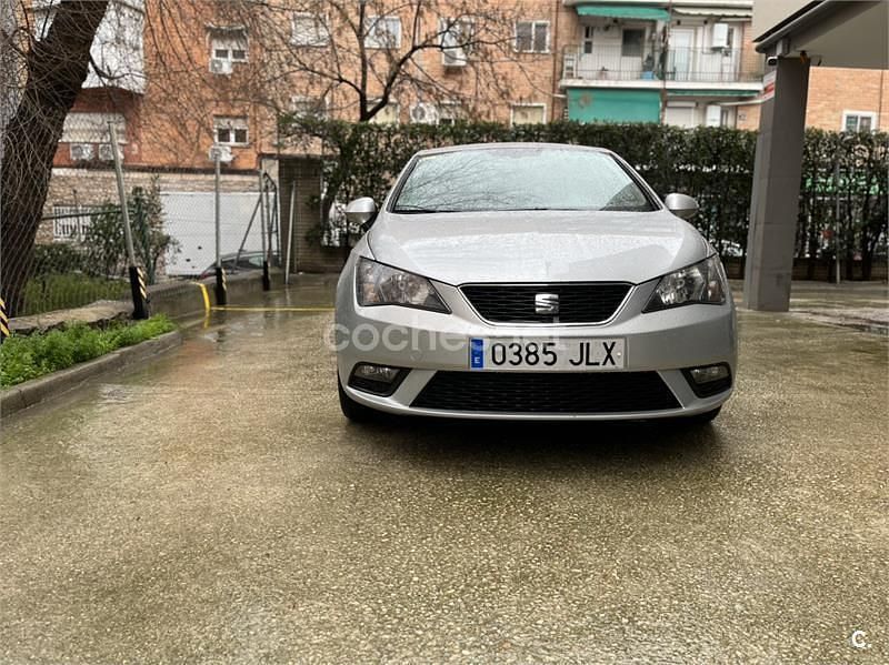 Gris / plata Usado 2016 Seat Ibiza Style Berlina | 9990 € (Precio justo) - Imagen 1/4