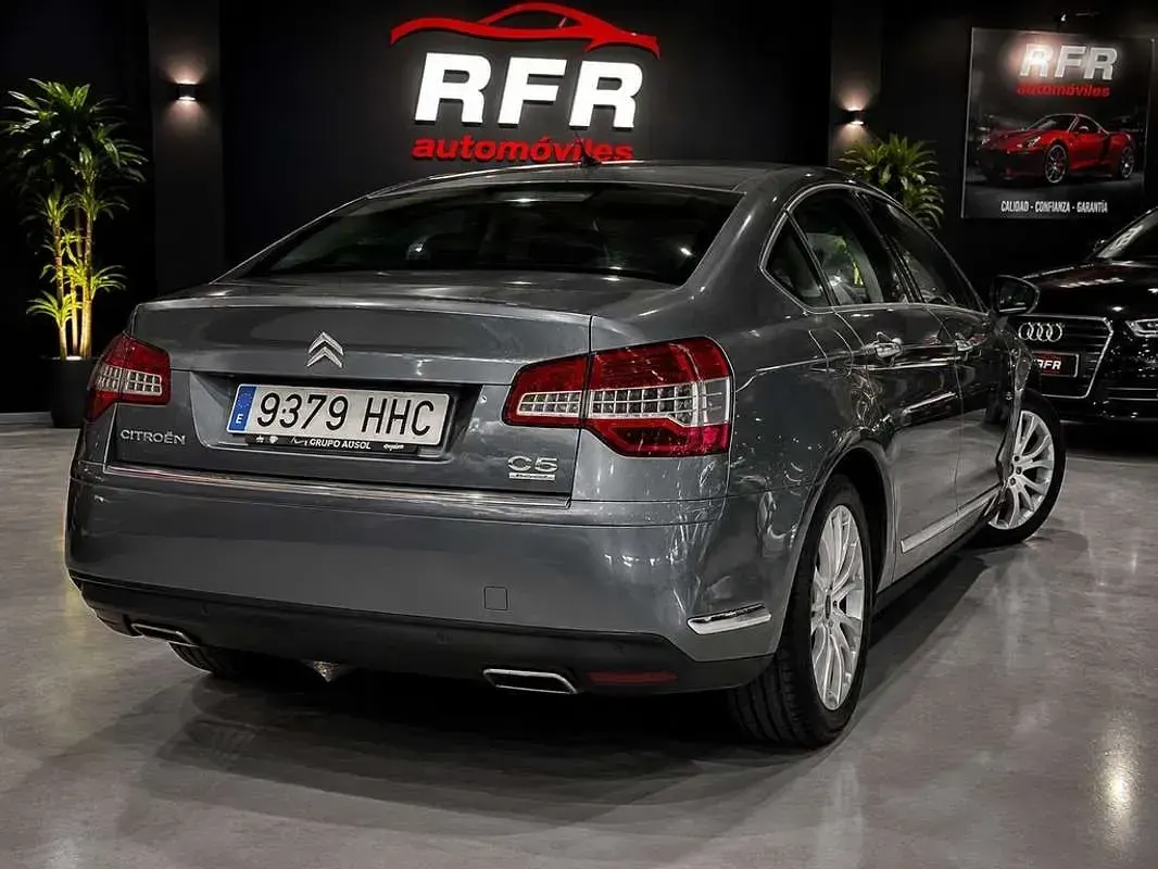 Usado Citroën C5 Exclusive 204 CV (150 kW) 2012 Azul Berlina