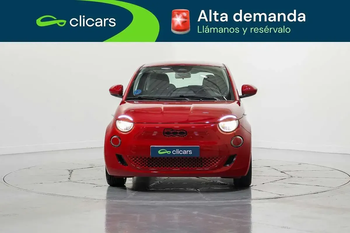 Usado Fiat 500e Red 69 kW (95 CV) 2021 Rojo Utilitario