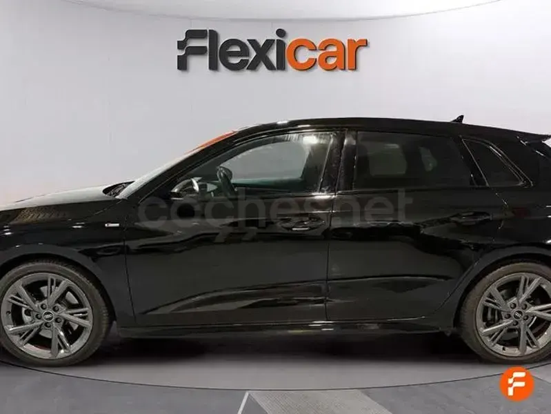 Usado Audi A3 150 CV (110 kW) 2021 Negro Berlina