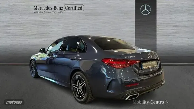 Usado Mercedes C220 200 CV (147 kW) 2025 Azul Berlina