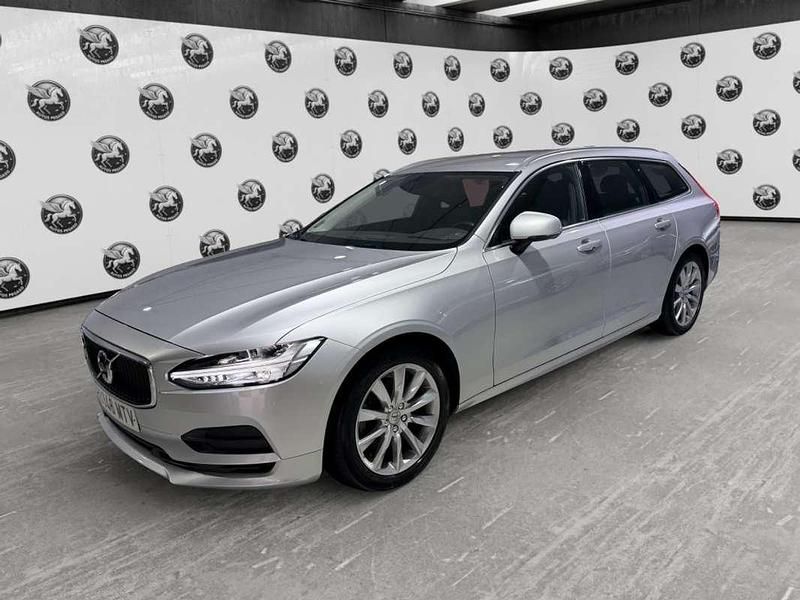 Usado Volvo V90 Momentum 190 CV (139 kW) 2019 Gris / plata Familiar