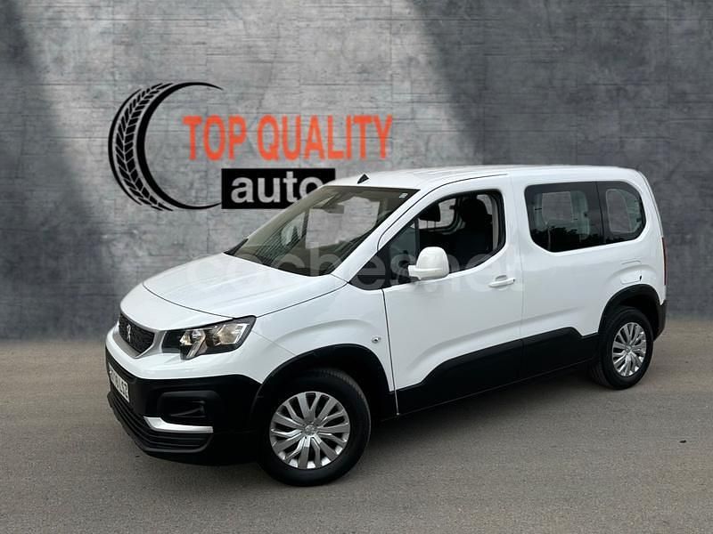 Usado Peugeot Rifter Active 100 CV (73 kW) 2021 Blanco Monovolumen