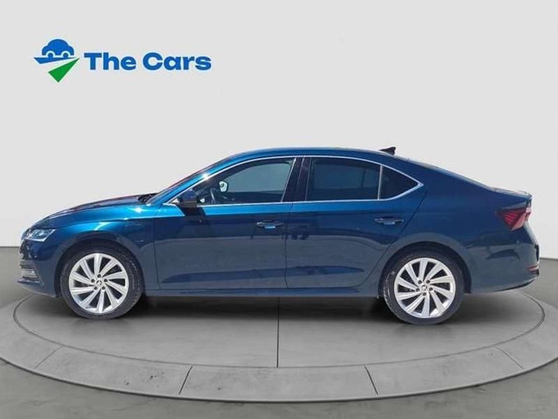 Usado Skoda Octavia Style 204 CV (150 kW) 2020 Azul Utilitario