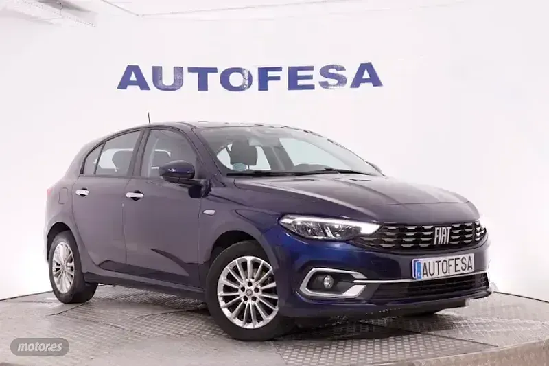 Usado Fiat Tipo Life 130 CV (95 kW) 2021 Azul