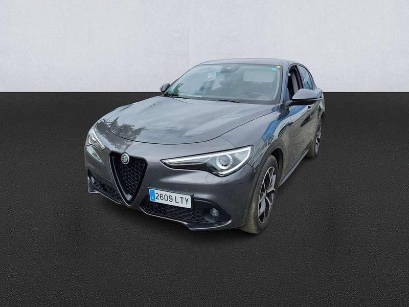 Gris Usado 2021 Alfa Romeo Stelvio Sprint SUV | 29.000 € (Un poco caro) - Imagen 1/4