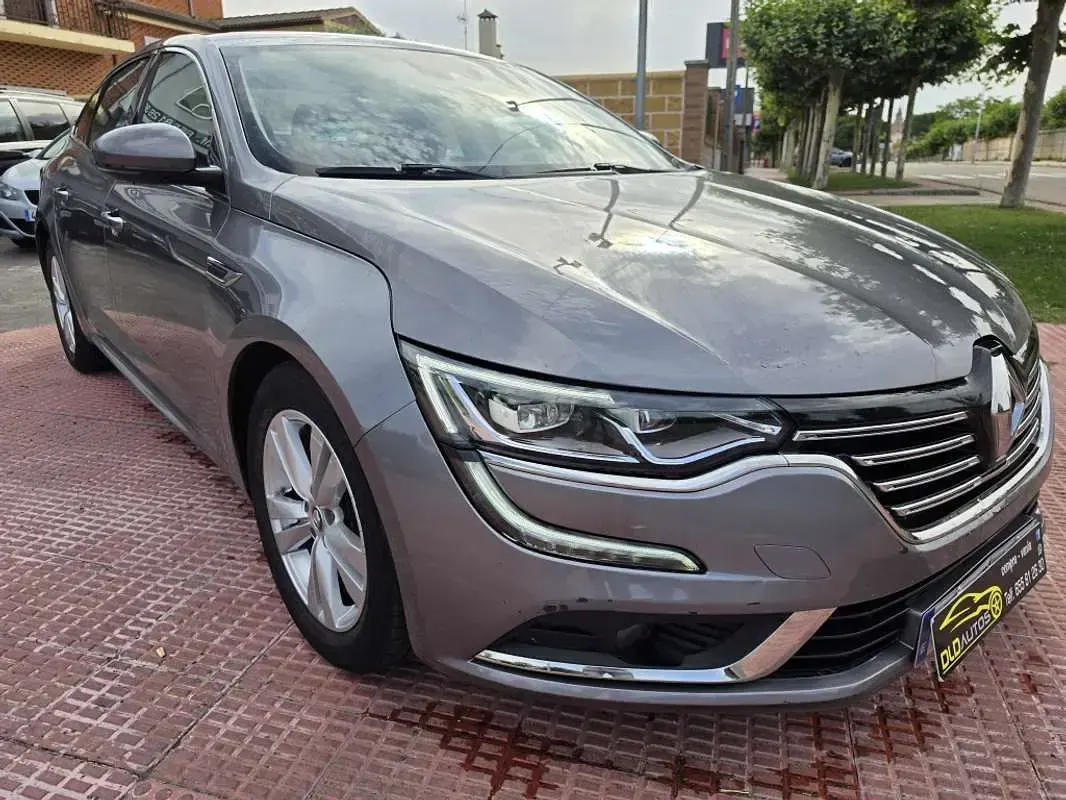 Usado Renault Talisman Intens 131 CV (96 kW) 2016 Gris Berlina
