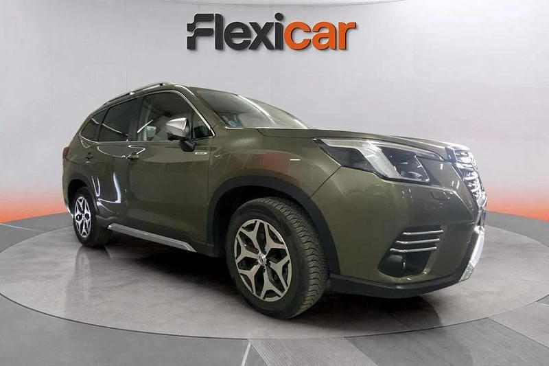 Verde Usado 2023 Subaru Forester SUV | 24.090 € (Super precio) - Imagen 1/4