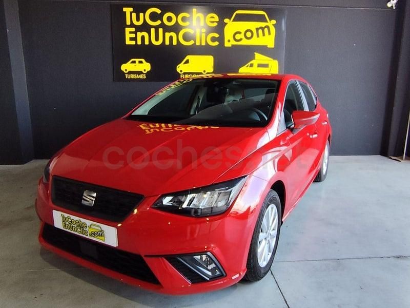 Usado Seat Ibiza Reference 80 CV (58 kW) 2022 Rojo Utilitario