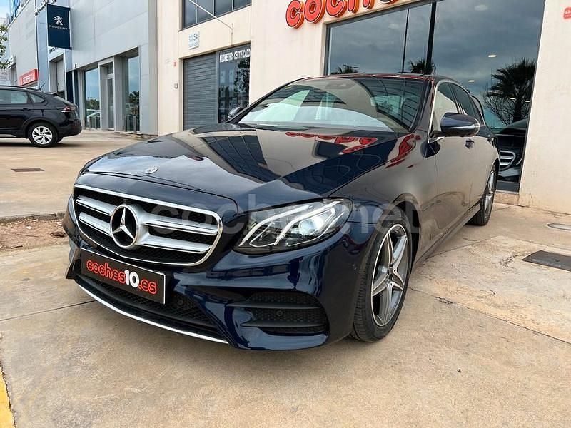 Usado Mercedes E220 194 CV (142 kW) 2020 Azul Berlina