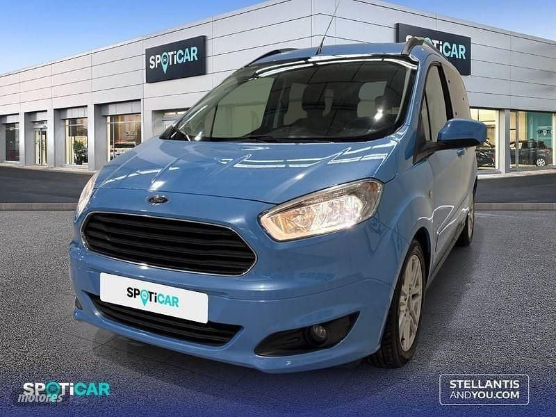 Usado Ford Tourneo Courier Trend 100 CV (73 kW) 2018 Azul Monovolumen