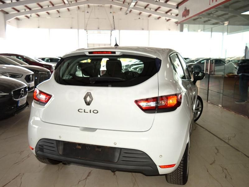 Usado Renault Clio V Zen 91 CV (66 kW) 2020 Blanco Berlina