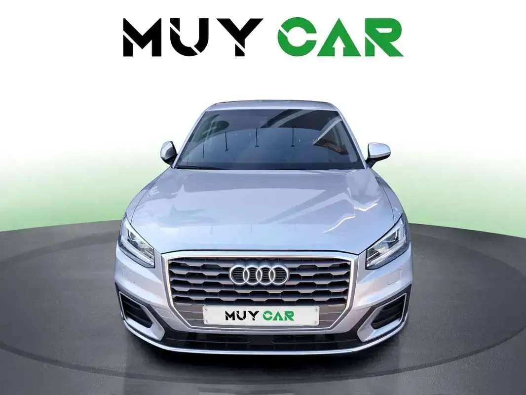 Usado Audi Q2 Sport 116 CV (85 kW) 2018 Gris SUV