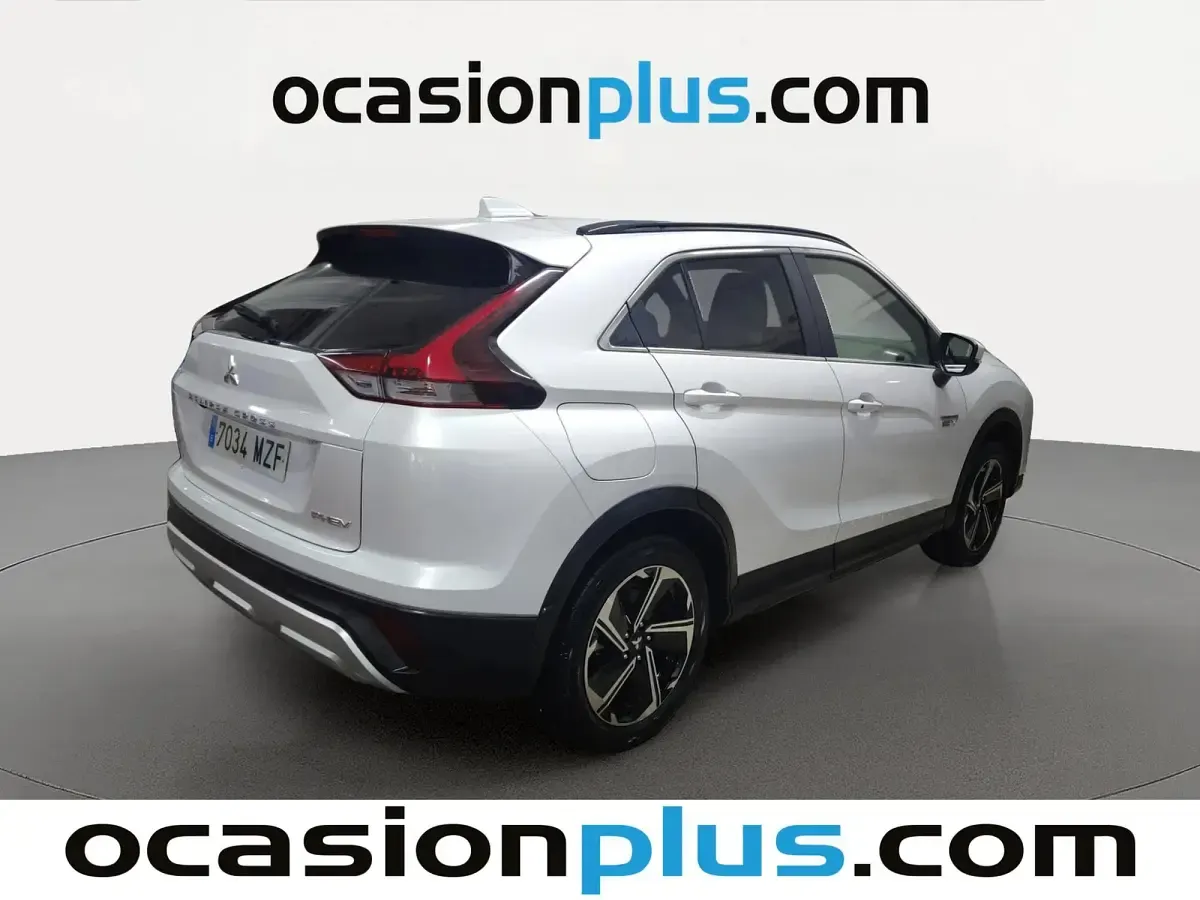 Usado Mitsubishi Eclipse Cross 188 CV (138 kW) 2025 Blanco SUV