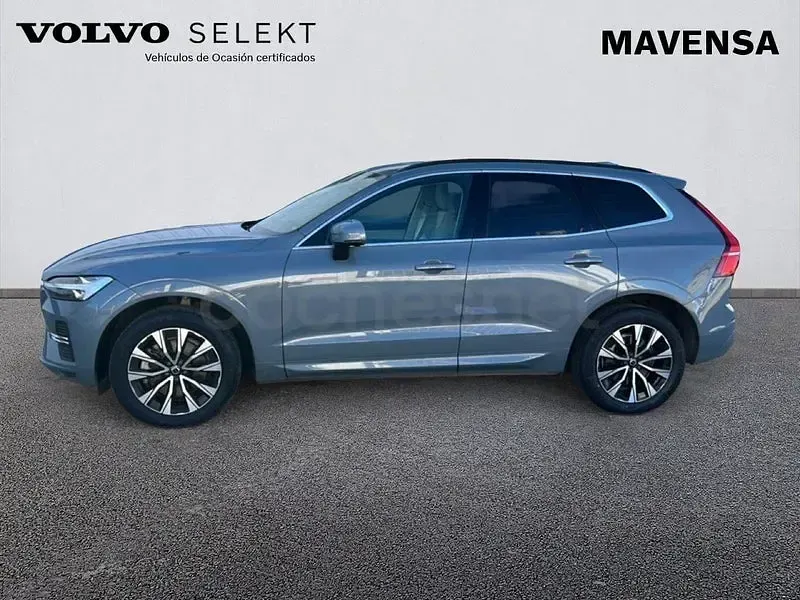 Usado Volvo XC60 Core 197 CV (144 kW) 2023 Gris / plata SUV