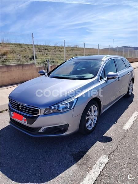 Usado Peugeot 508 SW Active 140 CV (102 kW) 2015 Gris / plata Familiar