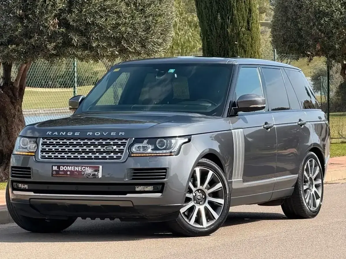 Usado Land Rover Range Rover Vogue 340 CV (250 kW) 2015 Plateado SUV