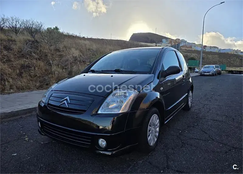 Usado Citroën C2 Furio 75 CV (55 kW) 2007 Negro Utilitario