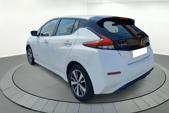 Usado Nissan Leaf Acenta 110 kW (150 CV) 2020 Blanco Utilitario