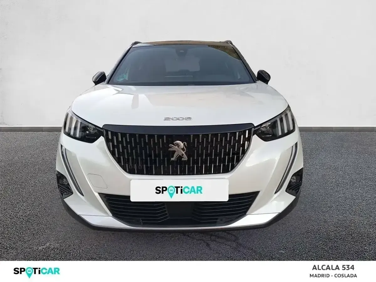 Usado Peugeot 2008 GT 130 CV (95 kW) 2020 Blanco SUV