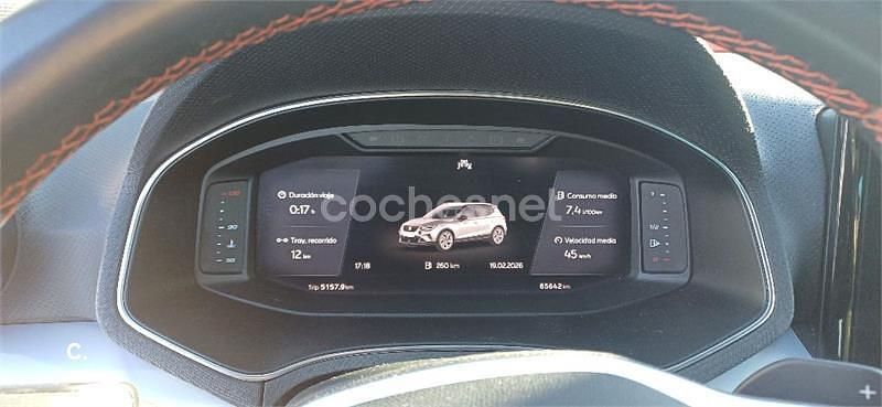 Usado Seat Arona FR 110 CV (80 kW) 2022 Rojo SUV