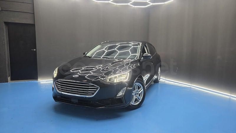 Usado Ford Focus Trend 100 CV (73 kW) 2021 Negro Berlina