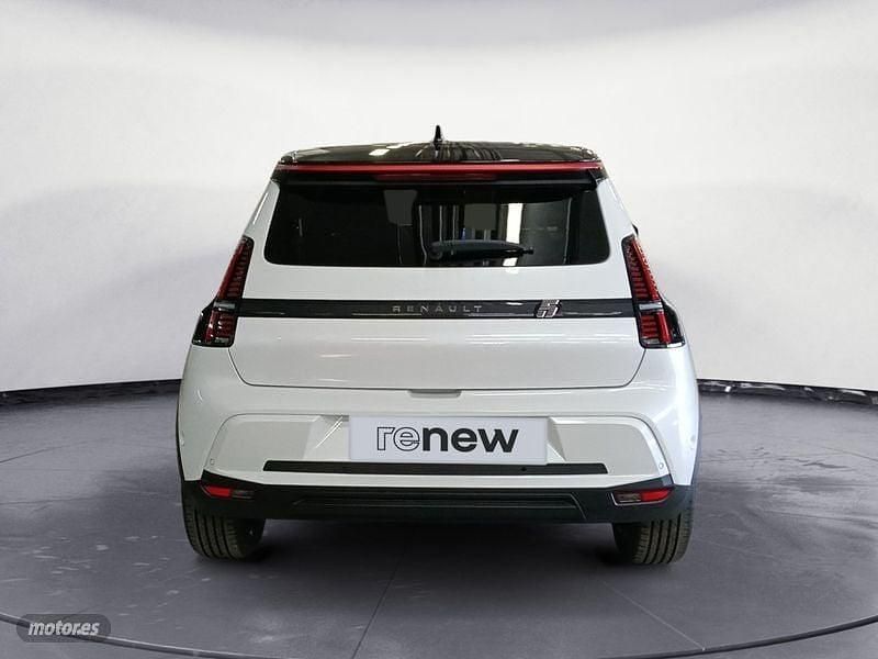 Usado Renault 5 E-Tech Techno 88 kW (120 CV) 2025 Blanco Berlina