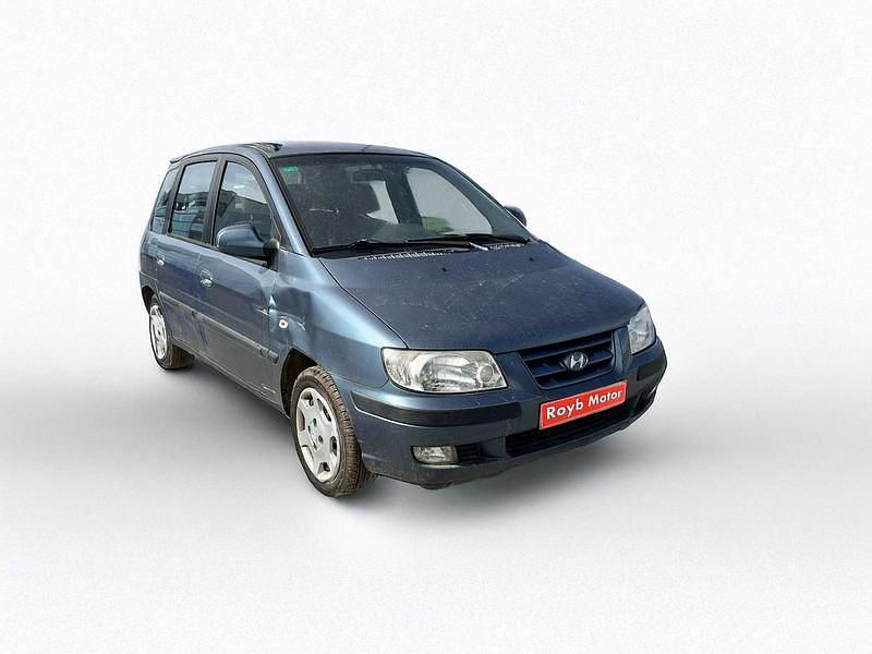 Usado Hyundai Matrix GLS 110 CV (80 kW) 2002 Blanco Monovolumen