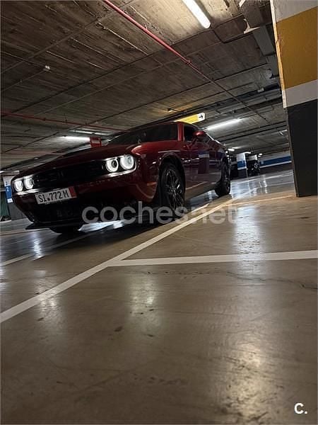 Granate Usado 2024 Dodge Challenger SXT Coupe | 35.900 € (Un poco caro) - Imagen 1/3