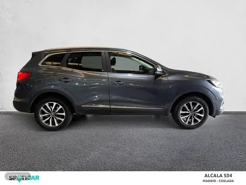 Usado Renault Kadjar Zen 140 CV (102 kW) 2019 Gris SUV